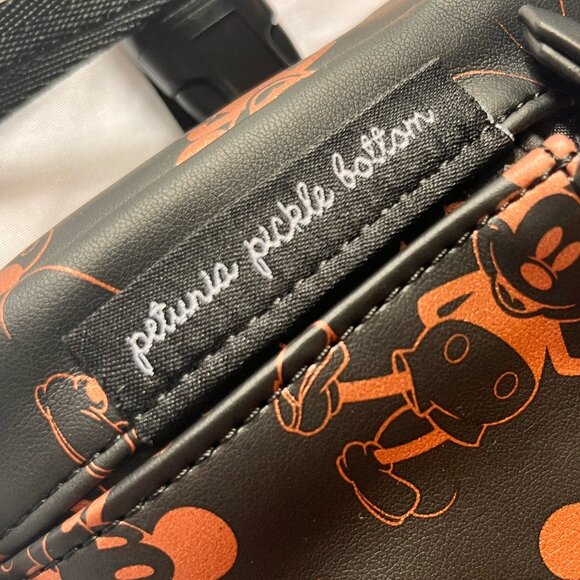 Disney Baby Petunia Pickle Bottom Mickey Mouse Fanny Pack - Picture 3 of 5